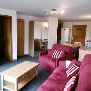 https://chalet-des-neiges-hermine.hotels-rhonealpes.com